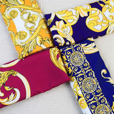 Etek giyim için 150cm Genişlik Polyester Baskı Kumaş