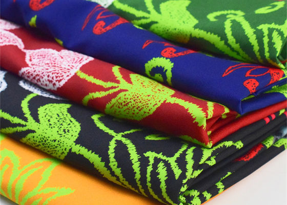 Dekorasyon Aksesuarları için Büyük Çiçek Polyester Baskılı Kumaş