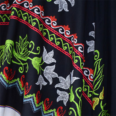 Konfeksiyon için Mavi Kırmızı Sarı Polyester Dijital Baskılı Kumaş Renkli Çiçek