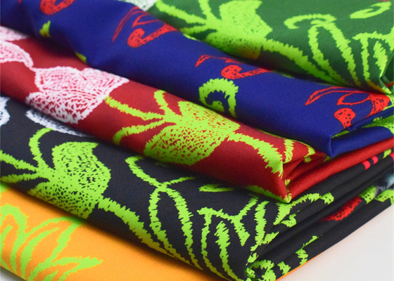 Kadınlar Orta Ağırlık İçin Özelleştirilmiş Yeşil Polyester Baskı Kumaş