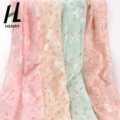 Giysiler için %100 Polyester Örgü Dantel Kumaş Polikrom